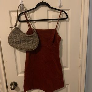 Y2k purse and a amazing fall dress!!